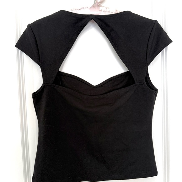 Anthropologie - Maeve- Back cut-out and sweetheart neckline 🖤 - Picture 6 of 7